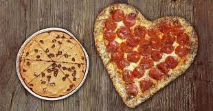 The best selection of royalty free heart shaped pizza vector art, graphics and stock illustrations. Pizza Hut Welcomes Back Heart Shaped Pizza For Valentine S Day 2020 Brand Eating