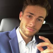 Stream Gary Knowles music