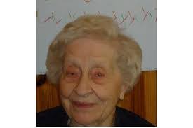 Anita Weller's Instagram, Twitter & Facebook