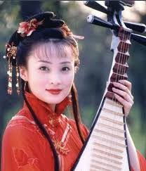 Xishi played by Jiang Qinqin is the pinnacle of appearance!No wonder Qiong  Yao called her "Shui Ling"