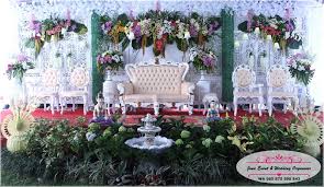 Paket dekorasi 3 adalah paket dekorasi untuk murah di gedung daerah jakarta, bekasi, tangerang, dan bogor. Dekorasi Pernikahan Murah Salatiga Ambarawa Dan Ungaran Jona Dekorasi Wedding Organizer Salatiga Ungaran Ambarawa Wa 085 875 598 843