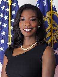 Janelle King's Instagram, Twitter & Facebook