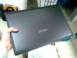 Laptop asus a43s sudah dibekali dengan processor intel core i3 berkecepatan a pair of,2 ghz, tentunya kwa membuat kinerjanya menjadi lebih maksimal. Asus A43s Youtube