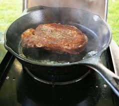 Learn How To Cook The Perfect Steak In A Cast Iron Pan Ways To Cook Steak Cooking The Perfect Steak Restaurant Steak