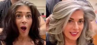 Probabilmente perché i capelli bianchi naturali sono rari. Quarantena E Capelli Bianchi Come Non Fare Piu La Tinta Donne Magazine