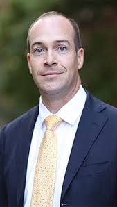 We are halfway through Giving Day! If you haven’t given yet, you still have  the opportunity to impact Honors education at Baylor through giving to our  two highlighted funds this year. Take a look:, 🟡 ...