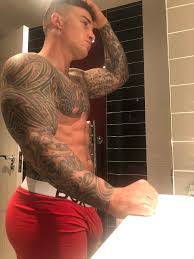 Chris Hatton on X: Onlyfans Sale now on 😉⬇️ t.coJLxlq9ARzj  t.coxdBG2fYbgg  X