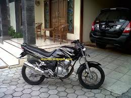 Oke, kaki2 beres, tinggal urusan asesoris aja karena masih menunggu speedo, spakbor, head light byson, spion. Modifikasi Scorpio Z Minimalis Seribu Caraku