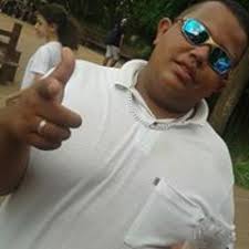 Stream Michael Leandro