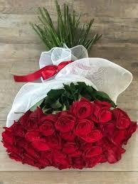 Flower Delivery West Hollywood In 2020 Flower Delivery Red Rose Bouquet Flowers Bouquet Gift