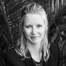 Hillary Murphy's Instagram, Twitter & Facebook