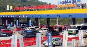 Liburan idul fitri tahun 2020 kemaren aku gak bisa pulang karena covid. Menko Pmk Tegaskan Mudik Lebaran 2021 Dilarang Kemarin Menhub Membolehkan Suara Jatim