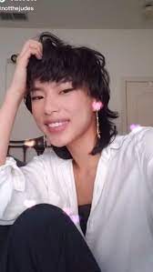 The Mullet Omggg In 2021 Mullet Hairstyle Shot Hair Styles Short Hair Styles