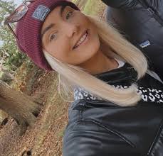 The Face Behind the Business. Hi 👋🏼 I have been a Mobile Practitioner in  the area for over 2 years now and have thoroughly enjoyed every minute of  helping people achieve happy