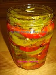 Des Poivrons Marines A L Huile D Olive Dine Avec Sandrine Poivrons Marines Aliments Fermentes Poivrons En Conserve