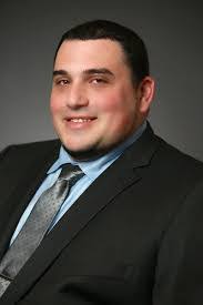 Mike Behr's Instagram, Twitter & Facebook