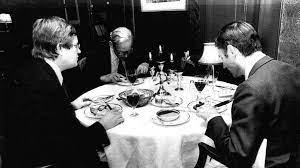 Hollanda antilleri başbakanı boy rozendal ve başbakan yardımcısı hans wiegel 26 ocak 1978'de lahey'de bir basın toplantısında. Met Van Agt En Wiegel Viel Meer Te Lachen Dan Met Wim Kok Of Ad Melkert Nos