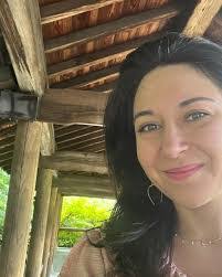 Susan Rine's Instagram, Twitter & Facebook