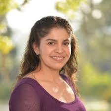 Elia Cervantes's Instagram, Twitter & Facebook