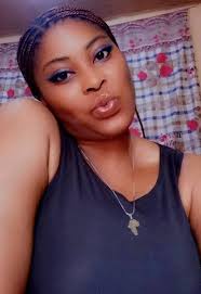 The last time I received I love u bbe was in 2015. it was from wrong number  and the person called me to apologies😭😭