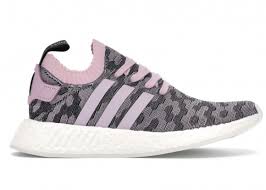 A breakthrough design that bridges the past with the future, the adidas nmd represents the next step in sneaker innovation. Adidas Nmd R2 Primeknit Damen Schuhe By9521