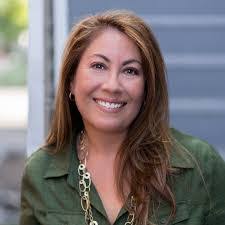 Pamela Flax's Instagram, Twitter & Facebook