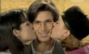 Jamais 2 sans toi...t est une série télévisée française en 132 épisodes de  26 minutes, créée par Alexandre Denim et Éric Assous, produit par Studios  107. En France, elle a été diffusée