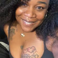 Jasmine Benson's Instagram, Twitter & Facebook