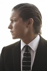 Super Art Market (2009)