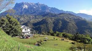 Kundasang, tempat yang sesuai untuk mereka yang ingin bercuti jauh daripada kesibukkan bandar. 12 Tempat Menarik Di Kundasang Yang Korang Wajib Singgah Jika Ke Sabah Remaja