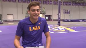 Jun 07, 2021 · ej obiena continues to roll with less than 50 days left until his debut on the olympics stage. Meet Mondo Lsu Freshman Record Breaking Pole Vaulting Phenom Youtube