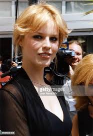 7.251 fotos e imágenes de Eva D