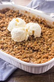 Apple Crisp With Cinnamon Brown Sugar Delicious Crumble Topping Recipe In 2020 Apple Crisp Recipes Apple Crisp Easy Easy Apple Crisp Recipe