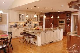 Mixing Cabinet Colors In The Kitchen Kitchen Remodeling Projects Kitchen Remodel Traditional Kitchen