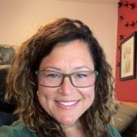 Melinda Dobbs's Instagram, Twitter & Facebook