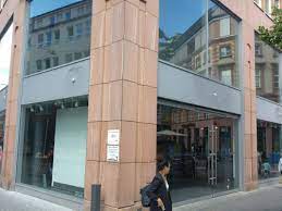 Ob die leeraner niederlassung der bank dazugehört, wollte eine sprecherin aber. Neue Bankfiliale Fur Die Kaiserstrasse Wurzburg Erleben