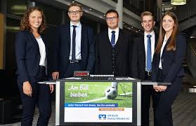 Wir freuen uns auf ihren besuch in der geschäftsstelle gersthofen, augsburger straße 3, 86368 gersthofen. Ausbildungsbeginn Vr Bank Donau Mindel Eg Meine Heimatbank