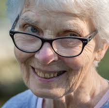 Lorette Hollinshed was a 'tireless worker'