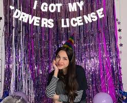 Ищете olivia rodrigo drivers license? What Are Olivia Rodrigo S Drivers License Lyrics About Olivia Rodrigo 29 Facts Popbuzz