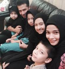 Jihan umnia afifah arti nama bayi islami lengkap adalah: Bernuansa Islami Ini 4 Arti Nama Anak Primus Yustisio Jihan Fahira