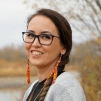 Randi Gilbert's Instagram, Twitter & Facebook