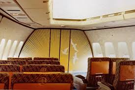Sas 747 Cabin In 2020 Vintage Airlines Cabin Air Travel