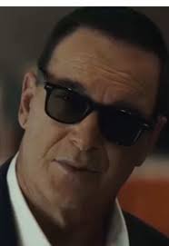 Patrick Warburton en Bee Movie: El Actor Detrás del Personaje