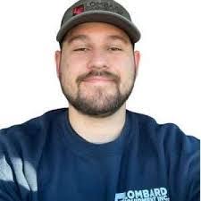 Mike Tousignant's Instagram, Twitter & Facebook