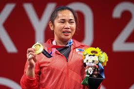Can this hardworking woman win her country's first ever olympic gold at tokyo 2020? Hidilyn Diaz Biography Latest Height Peoplaid Profile
