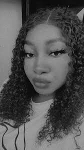 Not BBNaija's Vee's alleged boyfriend DJ Shawn playing her song for her ex  Neo to dance 😅 Watch till the end to see Vee's reaction Video credit:Big  Brother Naijaa No infringement intended.