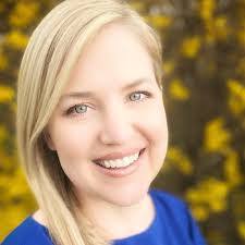 Wendy Lewandowski's Instagram, Twitter & Facebook