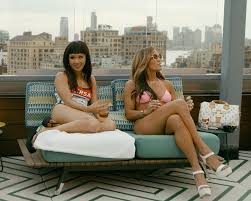 'hustlers' star jennifer lopez's stripper moves can't beat 'it' at box office. Jennifer Lopez Kills It In Hustlers Is An Oscar Nomination Next