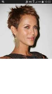 Coupes avant et après, les résultats sont magnifiques ! Epingle Sur Coupes Courtes