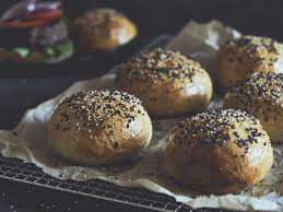 Potato Burger Buns Selber Machen Burnhard In 2020 Burger Patties Selber Machen Rezepte Lebensmittel Essen